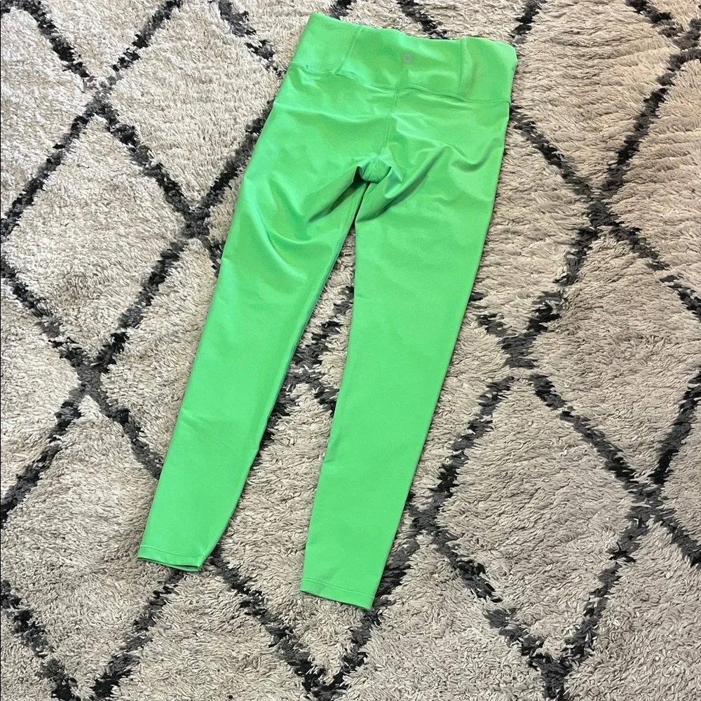 NWOT Athleta Interval Leggings